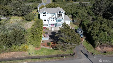 272 Sand Dune Avenue NW Ocean Shores WA 98569