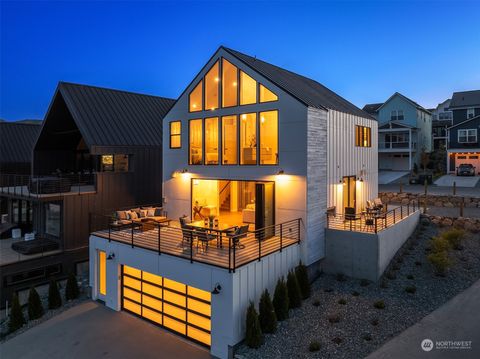 1302 Dragonfly Court, Chelan, WA 98816 - MLS#: 2300291