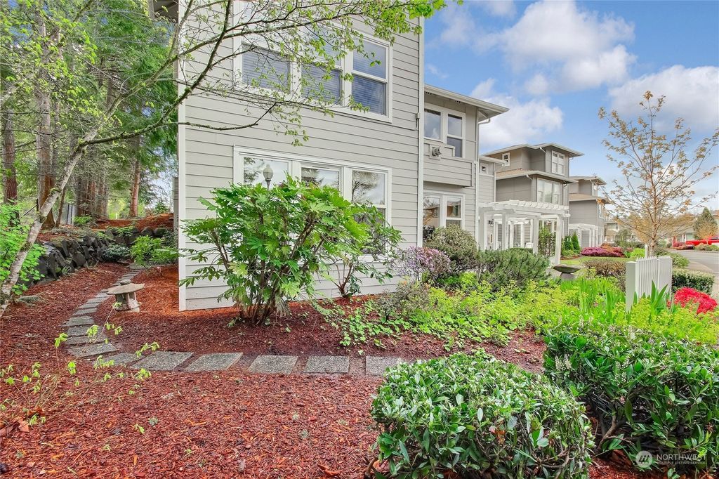 Photo of 22537 SE 38th Terrace #1426, Issaquah, WA 98029 (MLS # 2226875)