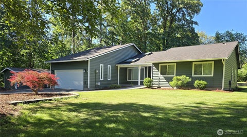 Photo of 31207 W Lake Morton Drive SE, Kent, WA 98042 (MLS # 2550479)