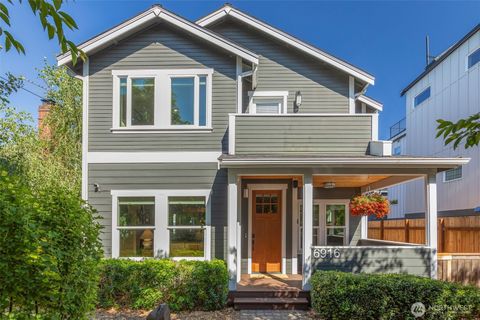 Photo of 6916 Flora Avenue S, Seattle, WA 98108 (MLS # 2543350)