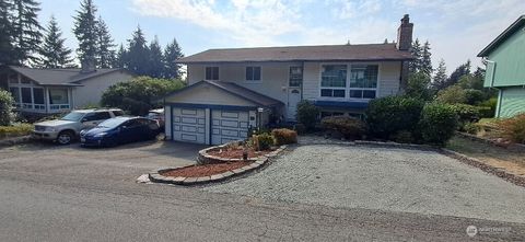 Photo of 7655 Forest Ridge Drive NE, Bremerton, WA 98311 (MLS # 2422345)