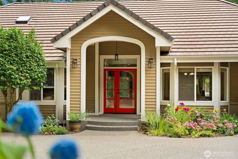 13117 Muir Drive NW Gig Harbor WA 98332