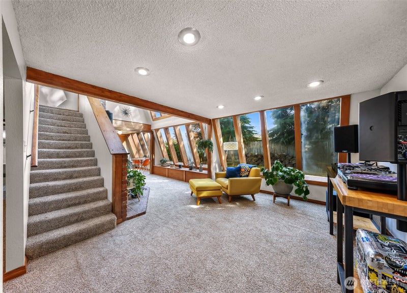 6143 Church Road
