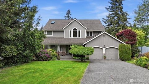 Photo of 13408 SE 85th Street, Newcastle, WA 98059 (MLS # 2562084)
