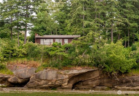 Photo of 2351 N Nugent Road, Lummi Island, WA 98262 (MLS # 2494324)