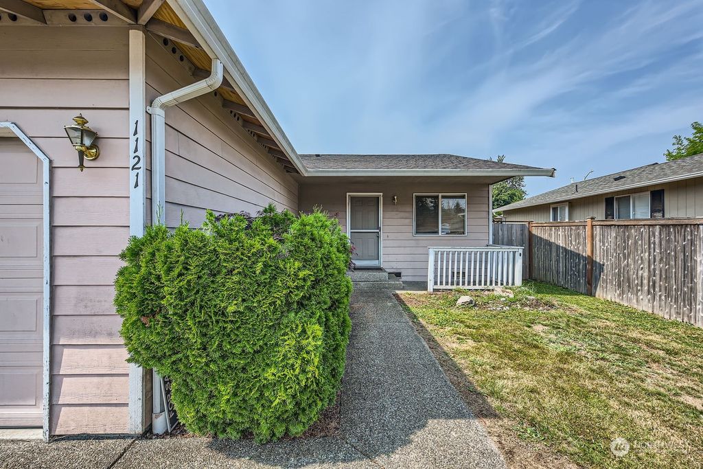 Photo of 1121 Merea Lane, Sultan, WA 98294 (MLS # 2277551)