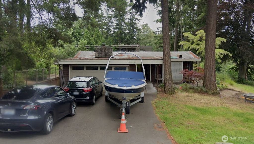 Photo of 10231 NE 110th Street, Kirkland, WA 98033 (MLS # 2420747)