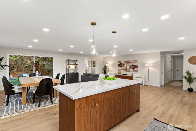 31446 28th Place SW
