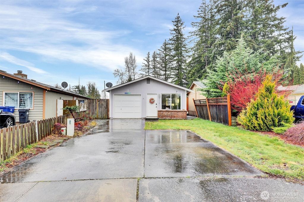 Photo of 5318 101st Place NE, Marysville, WA 98270 (MLS # 2335706)