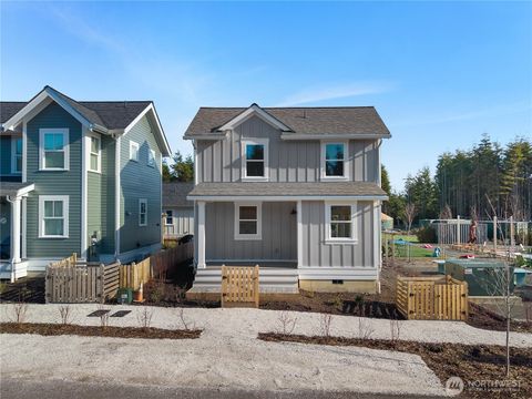 Photo of 4 Springboard Street, Pacific Beach, WA 98571 (MLS # 2476843)