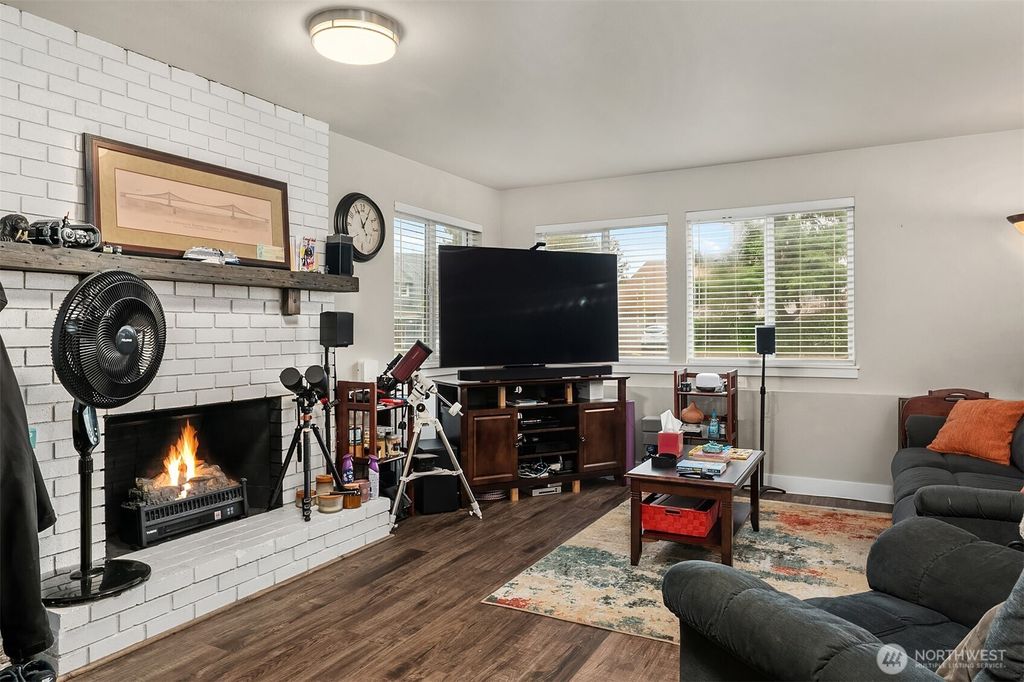 Photo of 21404 46th Place W, Mountlake Terrace, WA 98043 (MLS # 2498229)