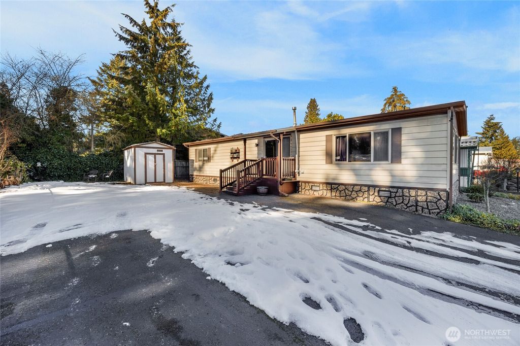 Photo of 11622 Silver Lake Road #84, Everett, WA 98208 (MLS # 2330978)