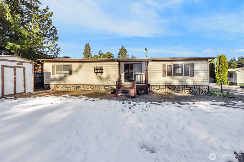 Photo of 11622 Silver Lake Road #84, Everett, WA 98208 (MLS # 2330978)