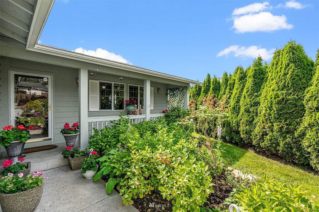 Photo of 7402 29th Place NE, Marysville, WA 98270 (MLS # 1956193)