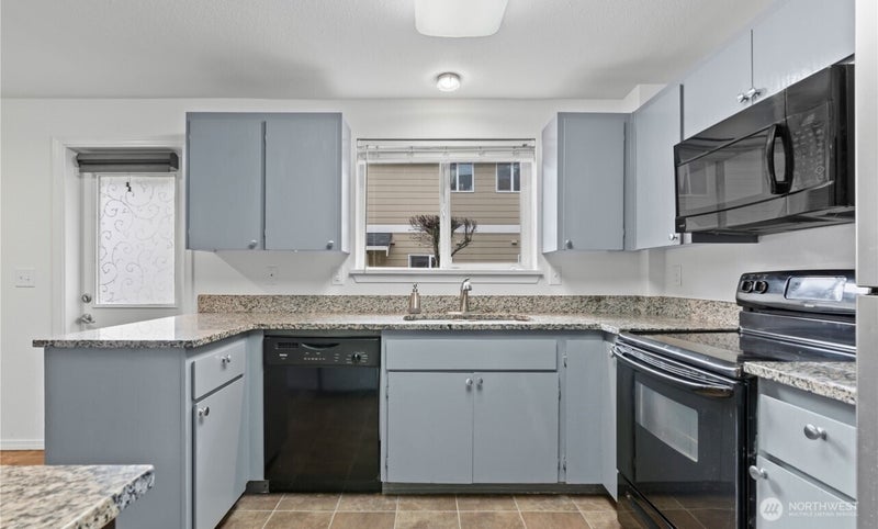 12010 113th Avenue E 23