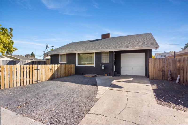1218 SW D Street