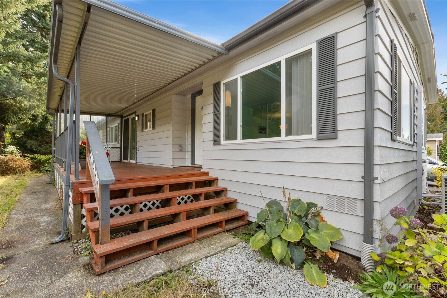 12504 123rd St E 54