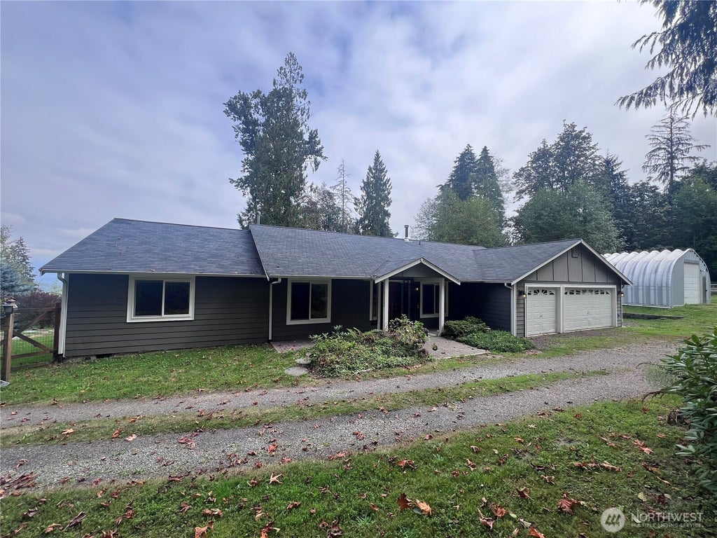 Photo of 27526 178th Place SE, Monroe, WA 98272 (MLS # 2550593)