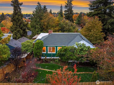 Photo of 6833 47th Avenue NE, Seattle, WA 98115 (MLS # 2472795)