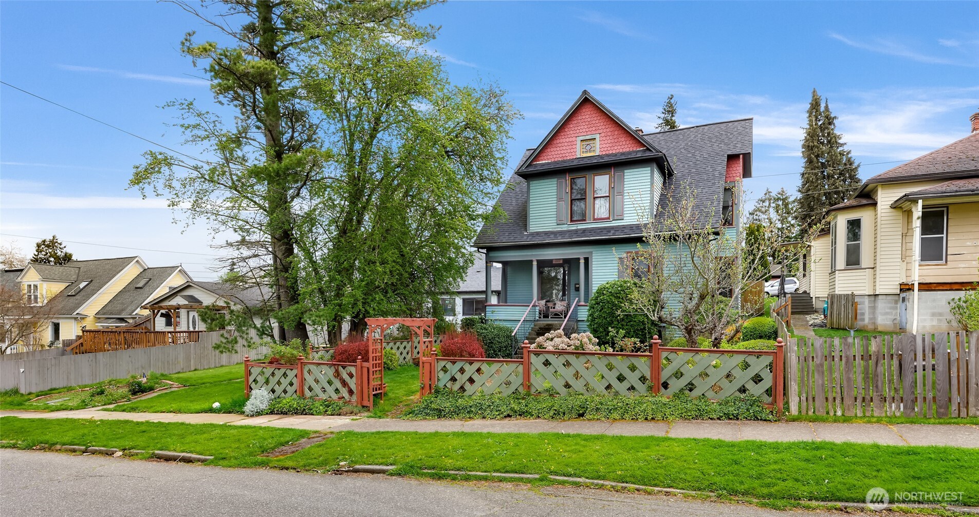 1328 Franklin Street