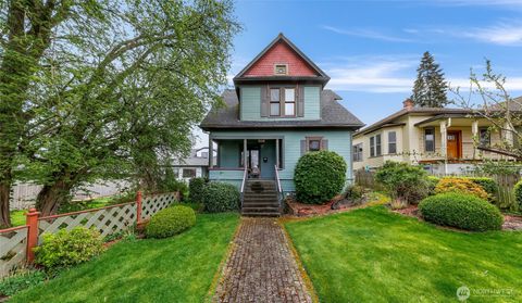 Photo of 1328 Franklin Street, Bellingham, WA 98225 (MLS # 2506182)
