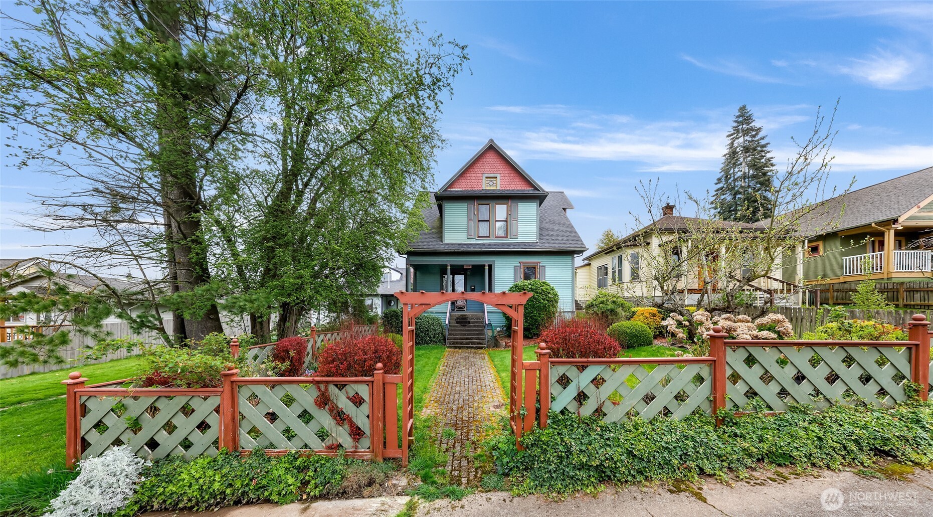 1328 Franklin Street