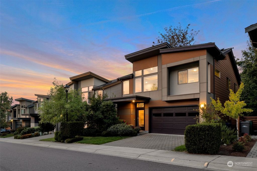 Photo of 13532 SE 81st Place, Newcastle, WA 98059 (MLS # 2164001)