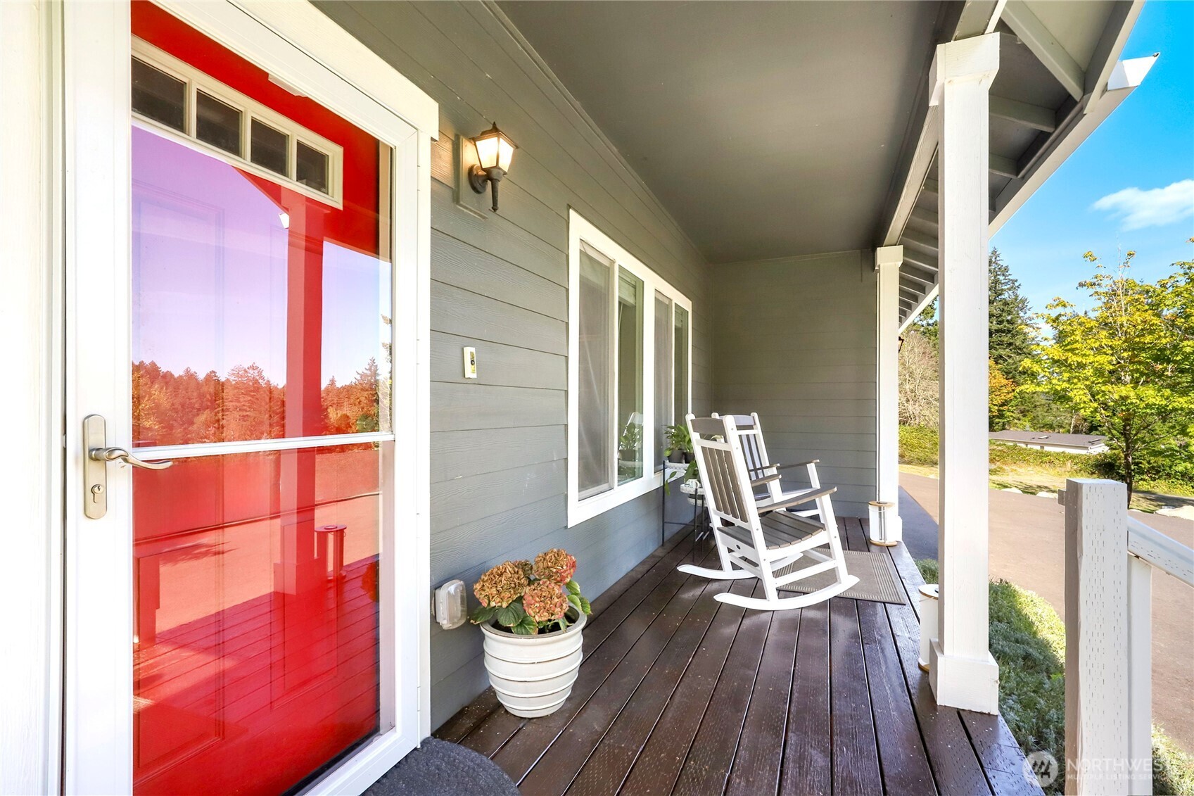 81 E Bay Heights Drive