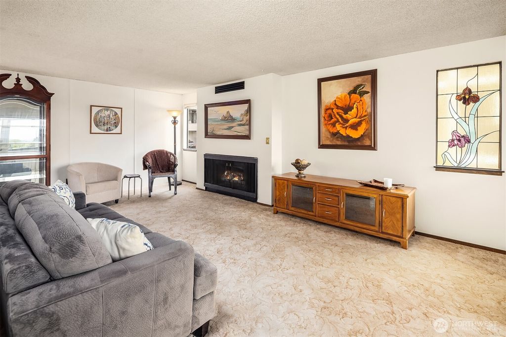 Photo of 335 3rd Avenue S #203, Edmonds, WA 98020 (MLS # 2440110)