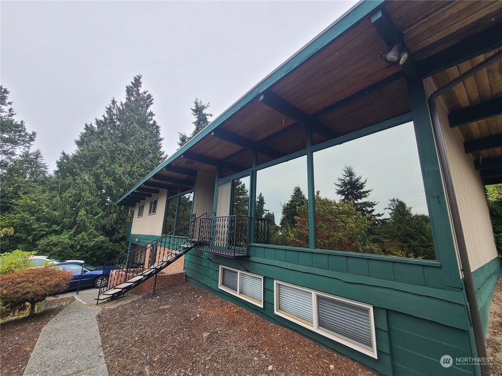 Photo of 1416 Olympic Avenue, Edmonds, WA 98020 (MLS # 2203118)