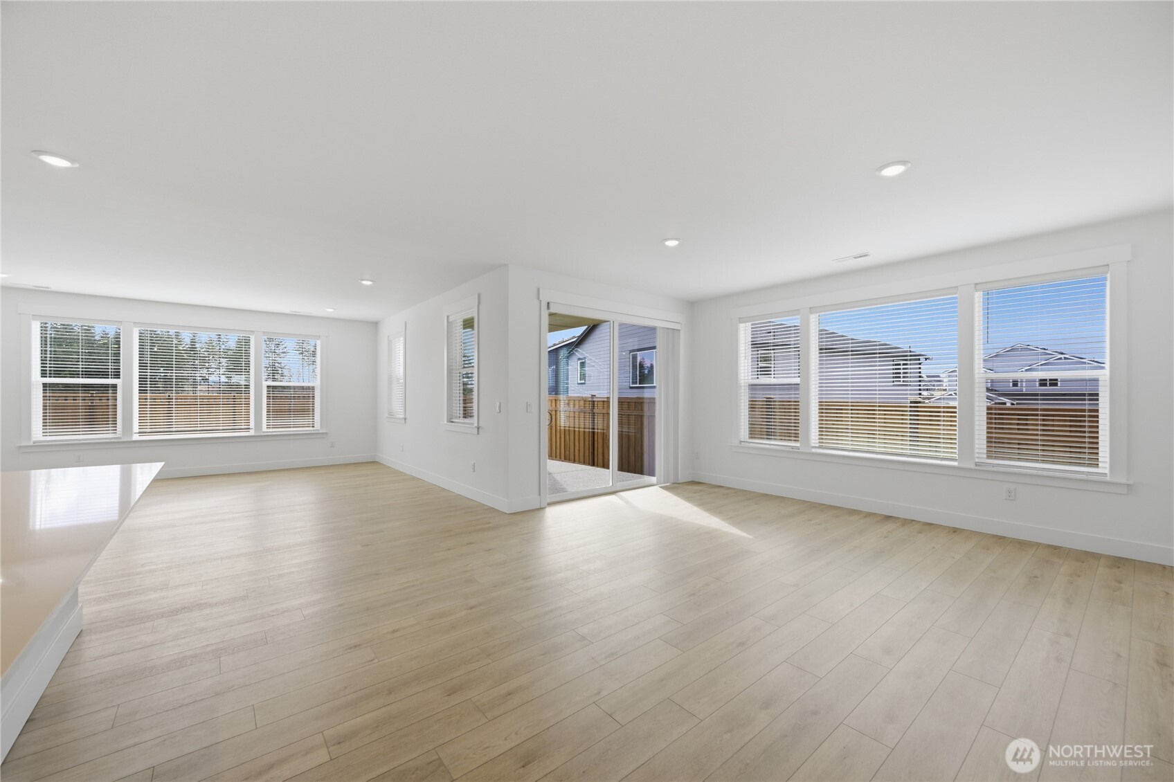 20431 Myrtle Place E