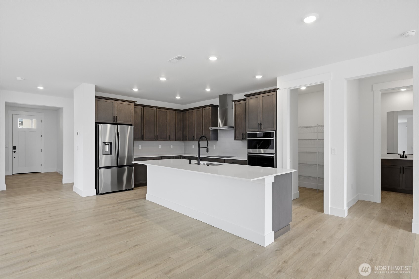 20431 Myrtle Place E