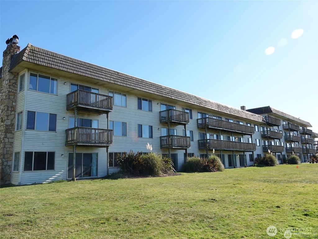 Photo of 615 Ocean Shores Boulevard NW #319, Ocean Shores, WA 98569 (MLS # 2475504)