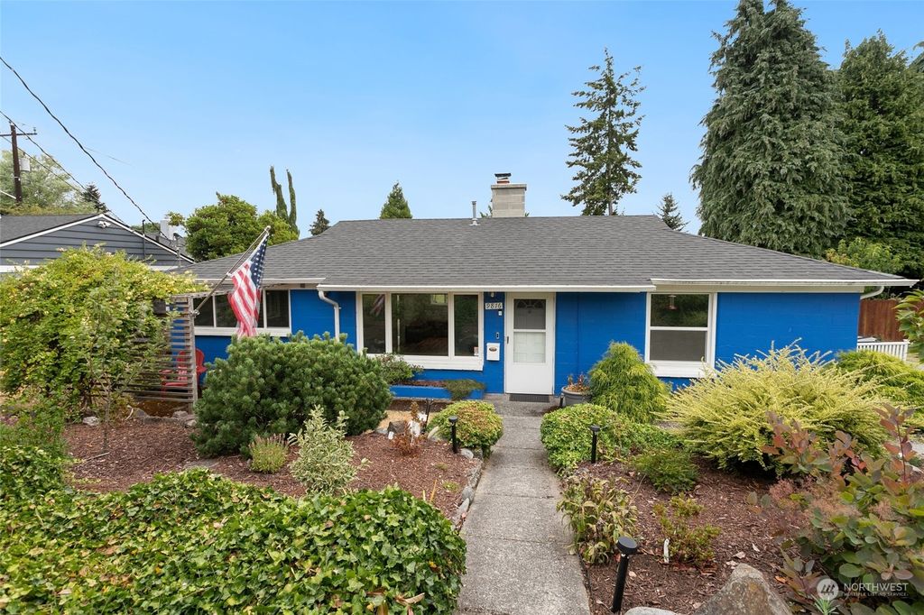 Photo of 9816 Linden Avenue N, Seattle, WA 98103 (MLS # 2257502)