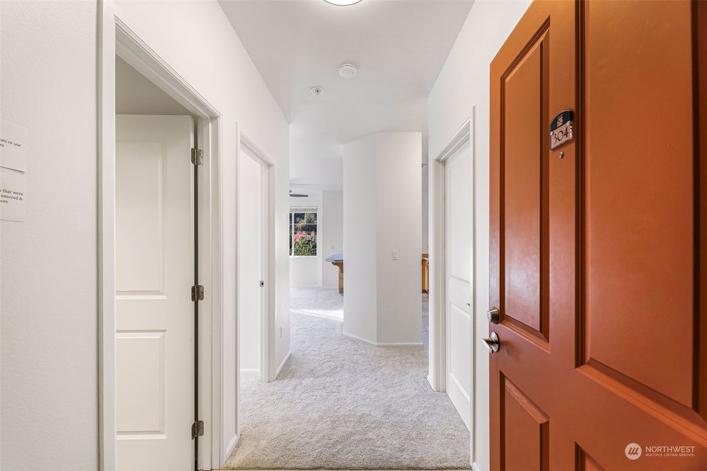 Photo of 537 225th Lane NE #C304, Sammamish, WA 98074 (MLS # 2182352)