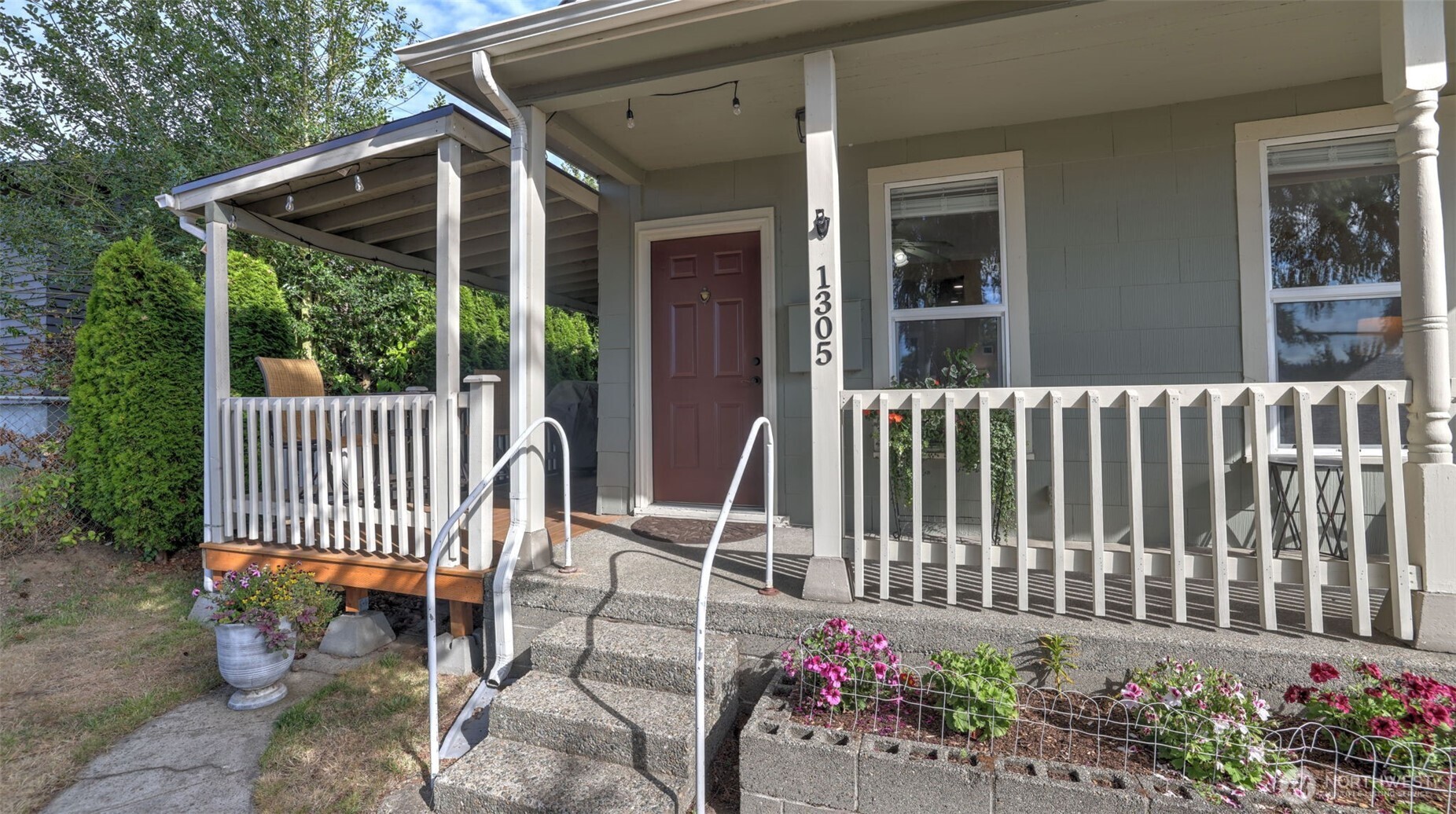 1305 E Fairbanks Street
