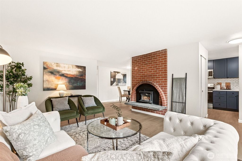 Photo of 16501 30th Drive SE, Bothell, WA 98012 (MLS # 2507411)