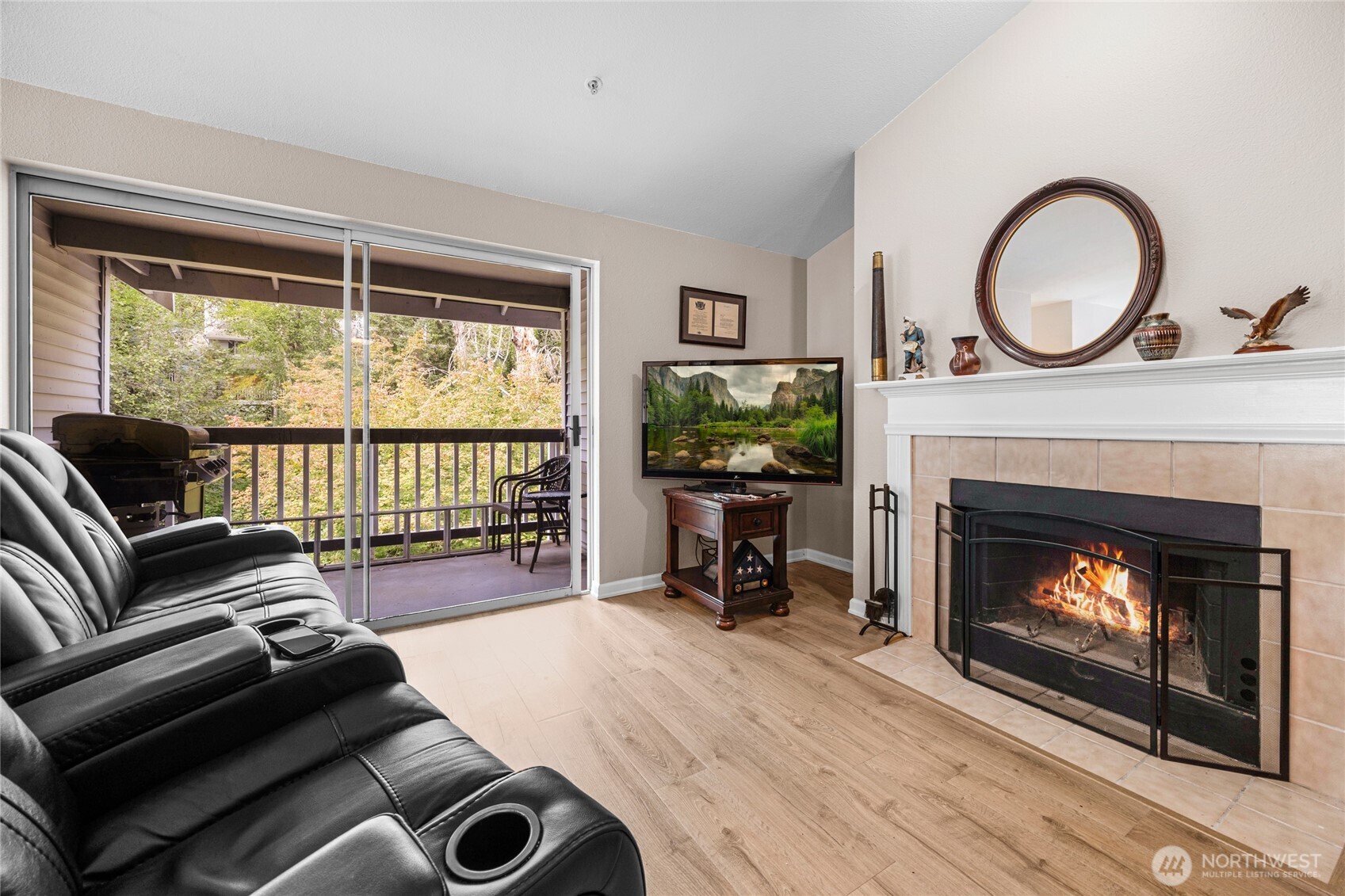 23303 Cedar Way T201