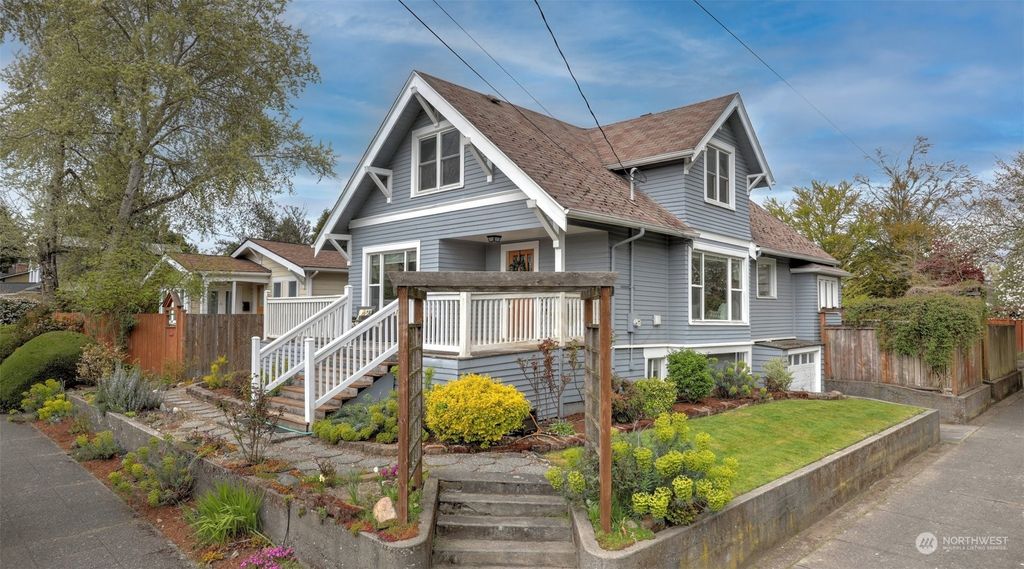 Photo of 600 NW 80th Street, Seattle, WA 98117 (MLS # 2298249)