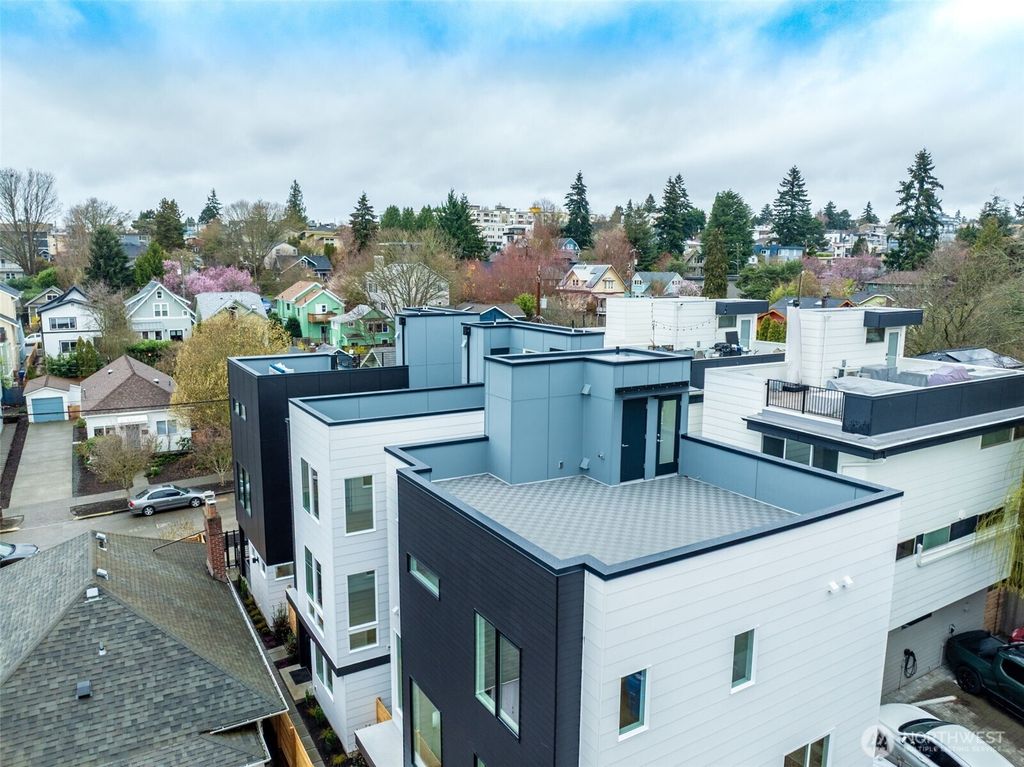 Photo of 4128 B Midvale Avenue N, Seattle, WA 98103 (MLS # 2355686)