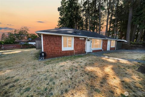 Photo of 4908 236th ST SW St, Mountlake Terrace, WA 98043 (MLS # 2418648)