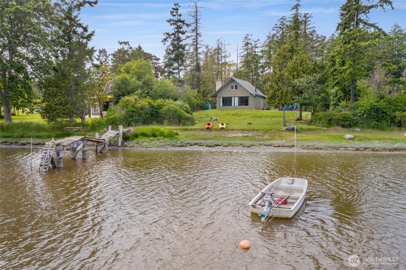 375 De Haro Lane W