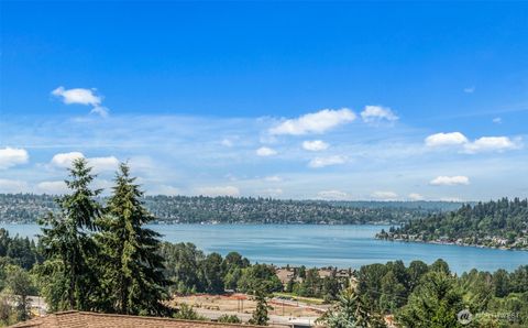 Photo of 7615 113th Avenue SE, Newcastle, WA 98056 (MLS # 2551086)