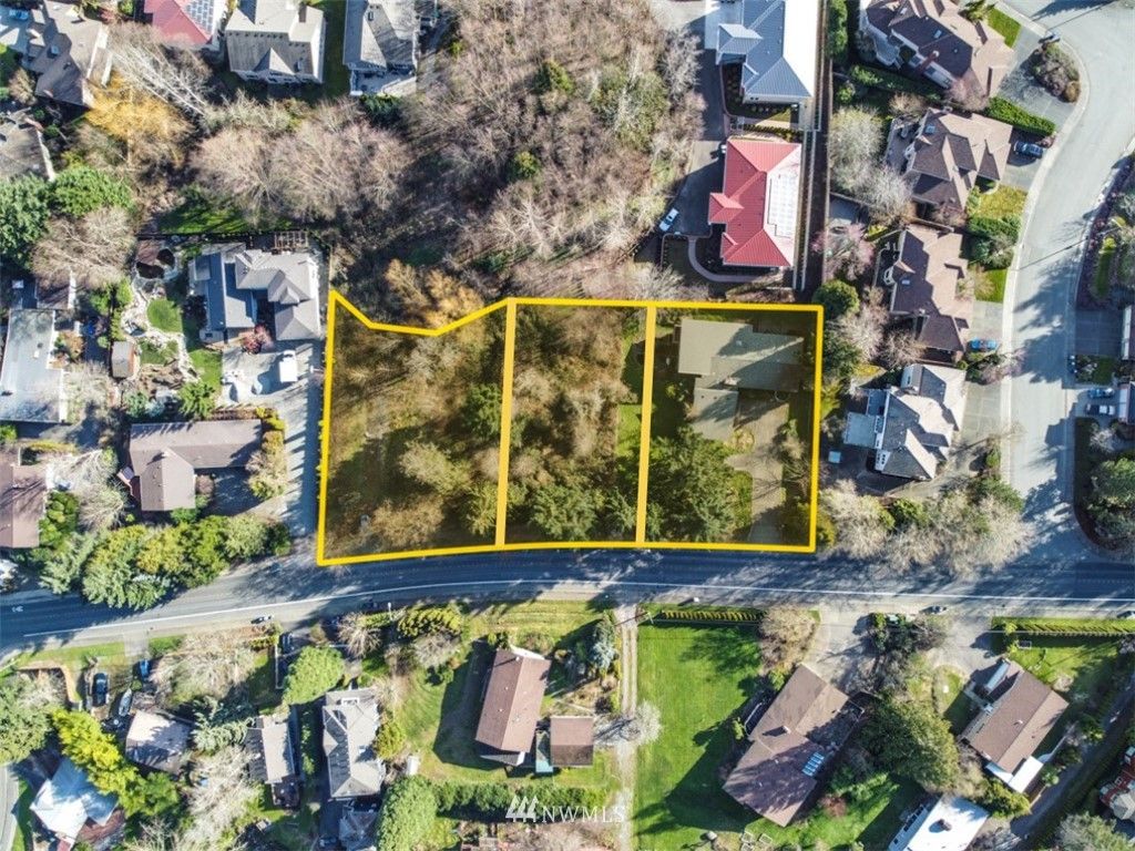 Photo of 16211 NE 51st Street, Redmond, WA 98052 (MLS # 1574022)