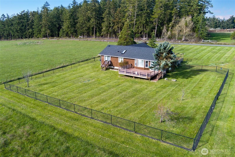 549 Davis Bay Road