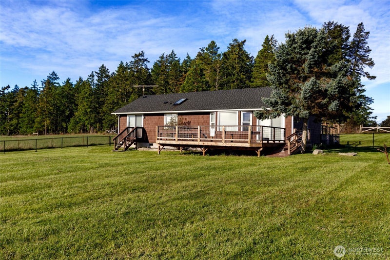 549 Davis Bay Road