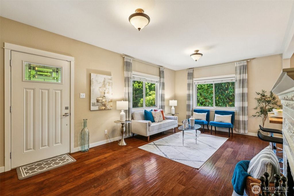 Photo of 8811 35th Avenue SW, Seattle, WA 98126 (MLS # 2409865)