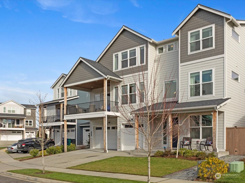 Photo of 4021 60th Avenue NE, Marysville, WA 98270 (MLS # 2198373)