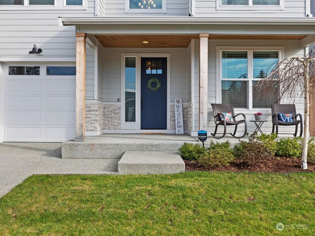 Photo of 4021 60th Avenue NE, Marysville, WA 98270 (MLS # 2198373)